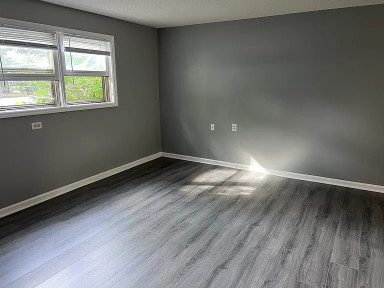 310 East St #11 — Photo 2