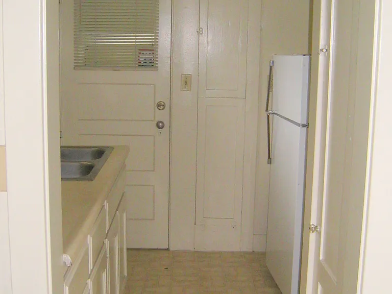 1519 Bath St #B — Photo 4