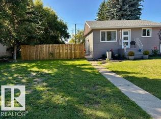 5614 50th St, Vegreville, AB T9C1K3