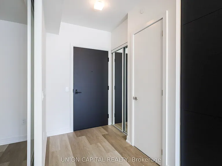 28 Eastern Ave #520 — Photo 2