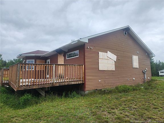 4th image of 15 Cedar Circle Rd