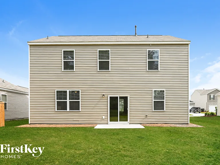 196 Greenwich Dr — Photo 15