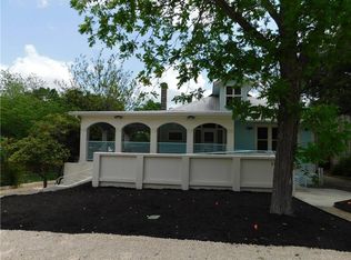531 W Hopkins St, San Marcos, TX 78666