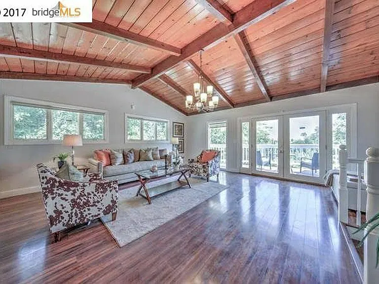 20655 Almaden Rd — Photo 6