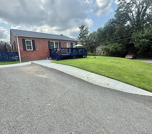 2712 James Dr #2 Photo 1