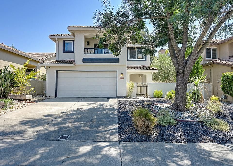 1st image of 5114 De La Rosa Dr