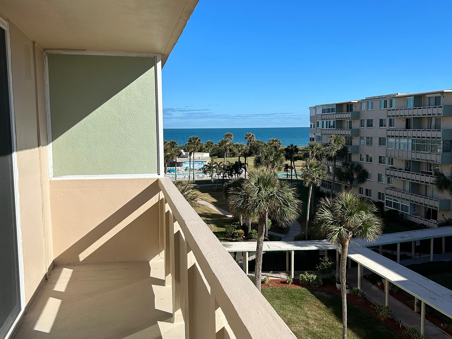 1 bed, 700 sqft, $1,949 — Photo 3