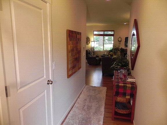 5th image of 7994 SE Sporri Ln