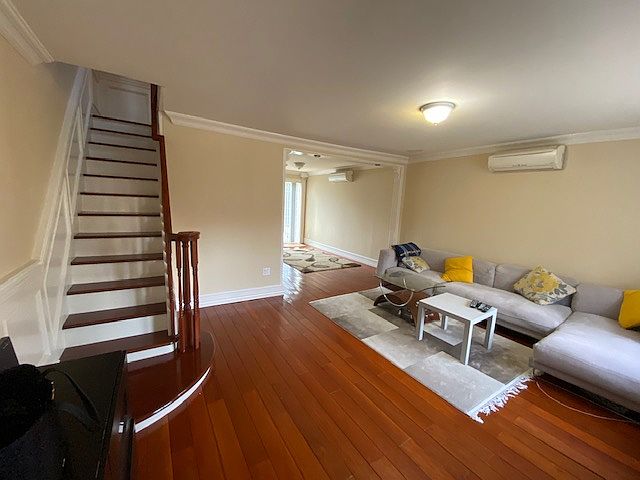 1st image of 3910 47th St