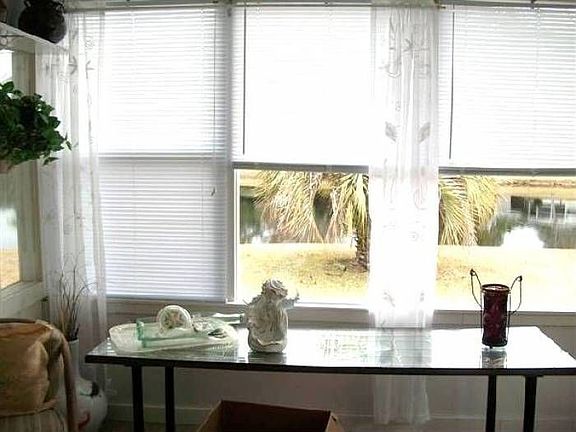 3rd image of 17 Angel Falls Cir