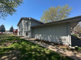 7575 Louisiana Ave N, Brooklyn Park, MN 55428