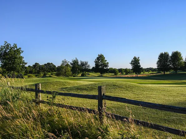 W263N6143 RIDGE DRIVE, Lisbon, WI 53089