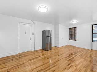 222 W 10th St APT 1A, New York, NY 10014