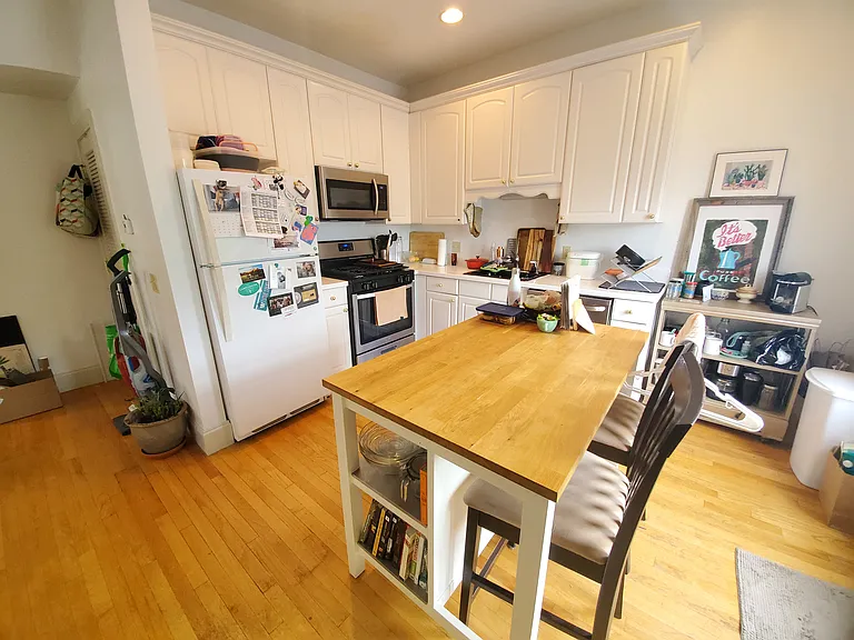 183 Columbia St #303 — Photo 5