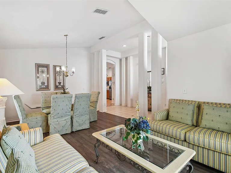 640 Chadbury Way — Photo 44