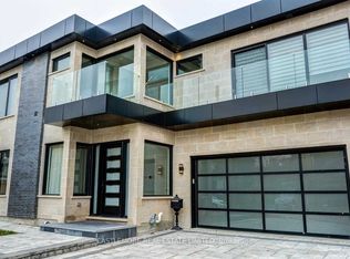 52 Grantbrook St, Toronto, ON M2R2E9