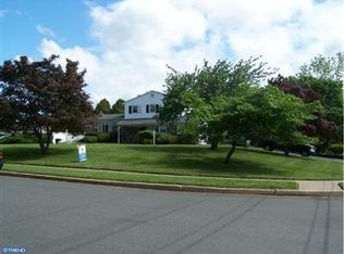 23 Nursery Rd, Ewing, NJ 08560