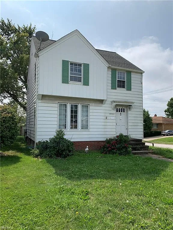 10400 Grace Ave photo 1