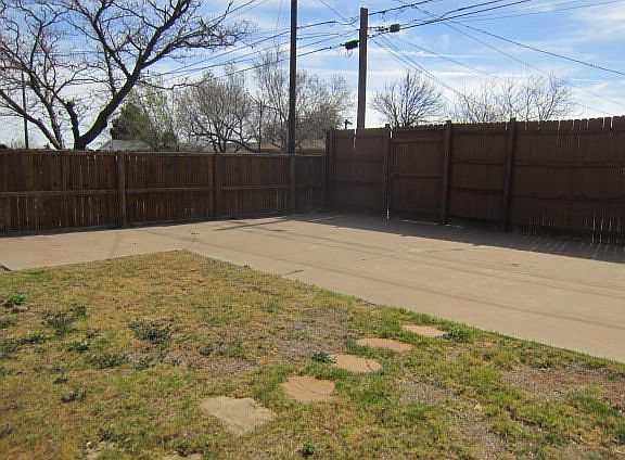 5th image of 1439 Idlewood Ln