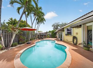 Continental Homes At Lago, Miami, FL 33193
