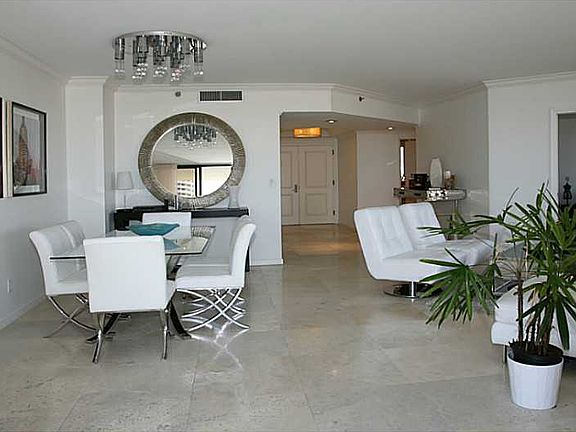 3rd image of 2000 Island Blvd APT 801