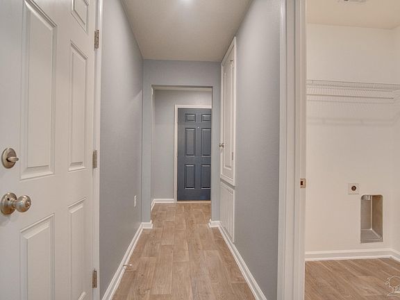 4th image of 6443 Churchill Cir