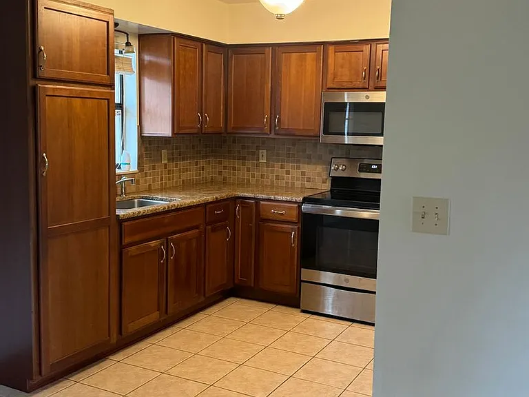 62 Teak Loop — Photo 7
