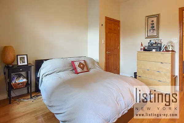 Rented by Listings Realty, LLC | media 16