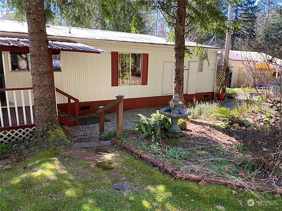 5th image of 171 NE Evergreen Drive