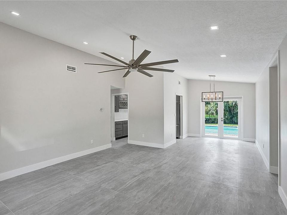 1st image of 11627 SW 50th St