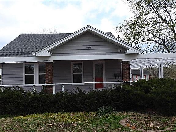 3rd image of 515 S Hardy Ave