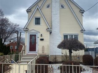 85 Onondaga St, Yonkers, NY 10704