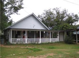 108 Helenita St, Burnet, TX 78611