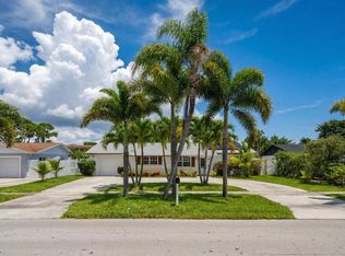 428 ALEMEDA Drive, Palm Springs, FL 33461