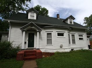 1735 S 20th St, Lincoln, NE 68502
