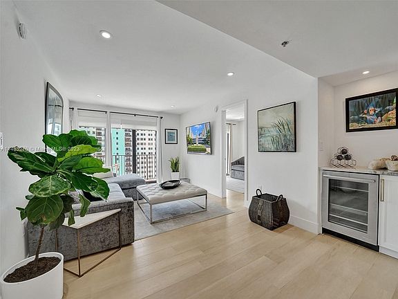 3rd image of 1201 S Ocean Dr APT 1607N
