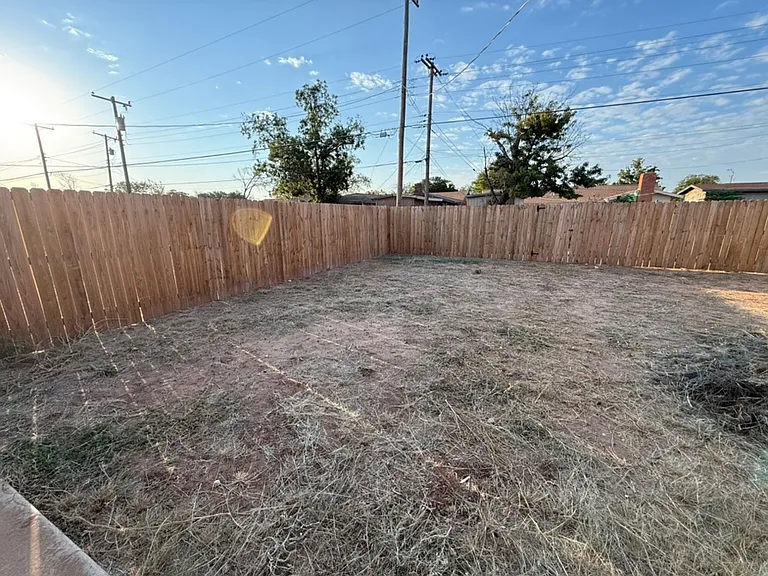 411 David Ave — Photo 9