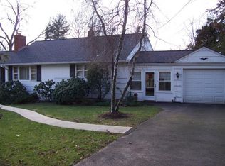 28 Mosher Rd, Princeton, NJ 08540