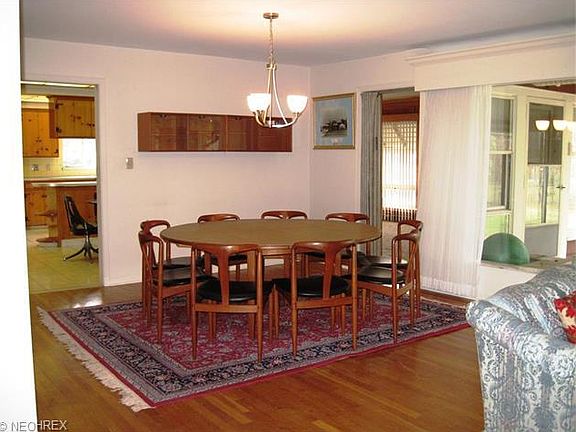 4th image of 1356 Forest Hills Blvd