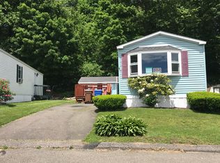 30 Woodland Park, Shelton, CT 06484