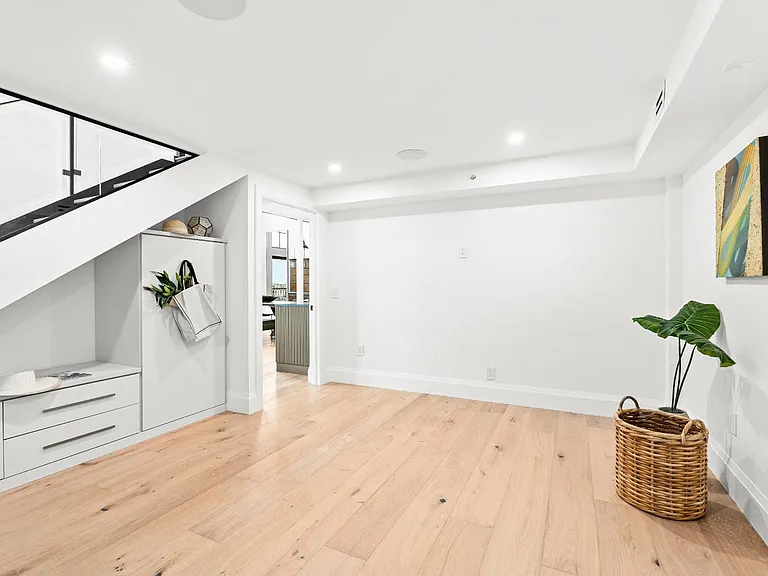 101 N Clematis St #402 — Photo 18