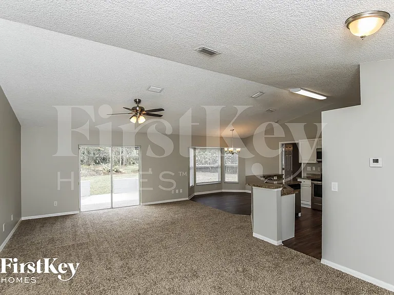 2750 Felix Rd SE — Photo 4