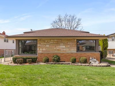 (Undisclosed Address), Westchester, IL, 60154
