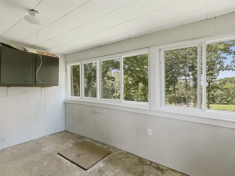 6586 S Route 123 — Photo 13