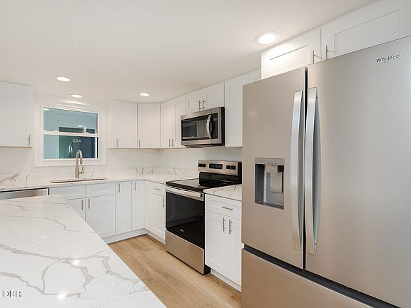 4th image of 3807 S Atlantic Ave APT 503
