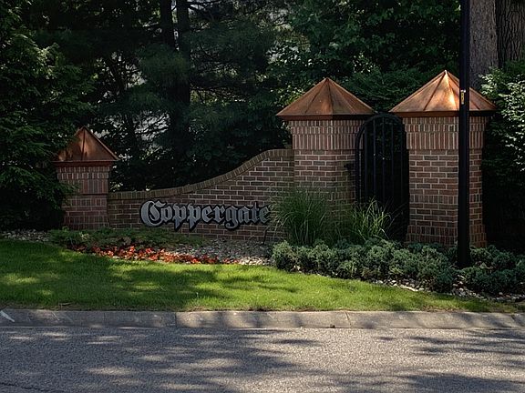 2nd image of 57060 Coppergate Dr