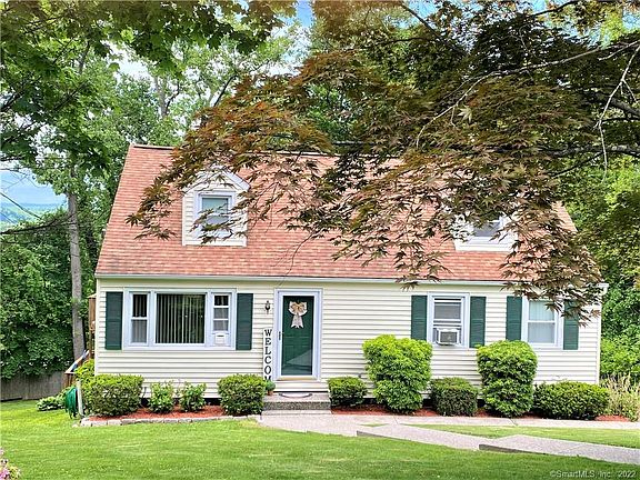 2nd image of 60 Topstone Dr