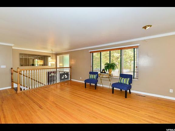 2nd image of 5594 S Cora Way
