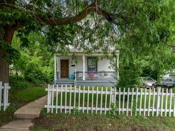 1121 Preston St, Rockford, IL 61102