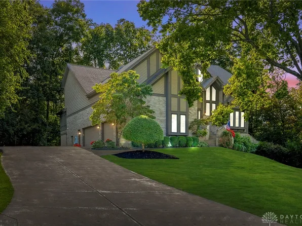 45 Heatherwoode Cir, Springboro, OH 45066